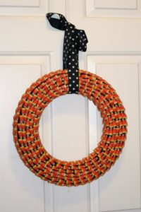 candy corn wreath 400x600